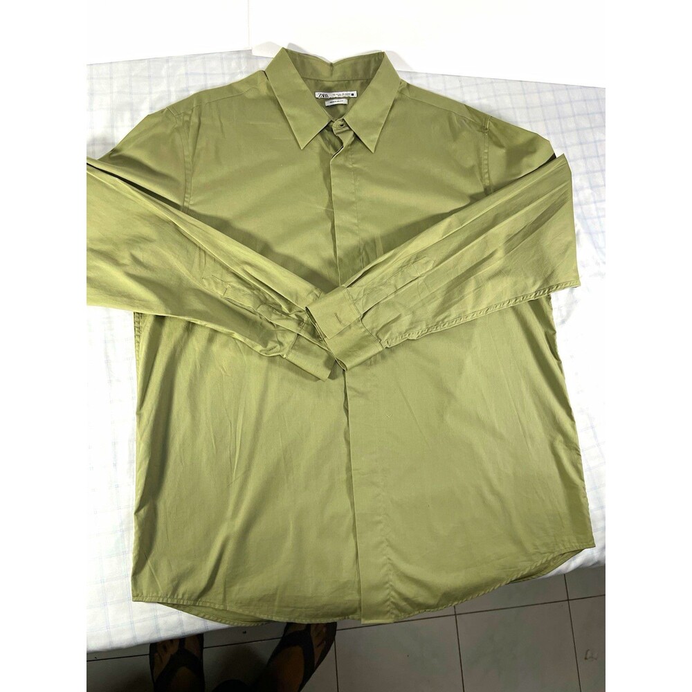 ZARA Men's Dress Shirt XL Regular Fit Green Solid Cotton Long Sleeve Pockets